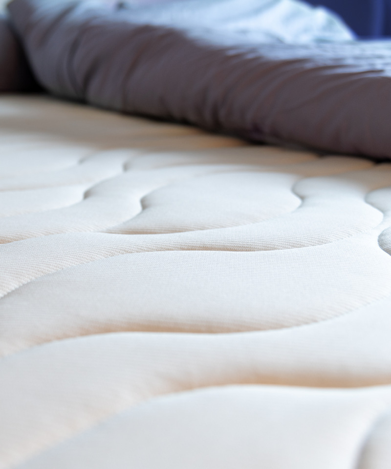 Matelas Neö– Ressorts ensachés & confort souple accessible