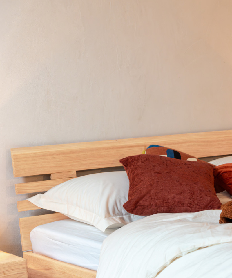 Lit Premium – Bois massif et design épuré