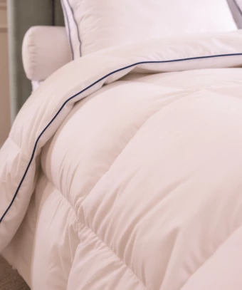 Couette Élysée Tempérée – Sensation duvet synthétique, confort hôtelier