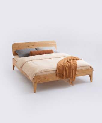 Lit Sana – Bois massif huilé et design naturel