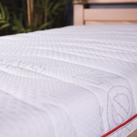 Matelas à ressorts ensachés Loundge Sommeil Palace - Luxoos